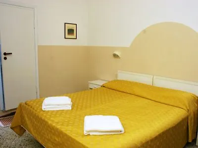 Otel New Happy Rimini