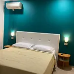 Hotel New Happy