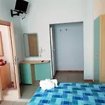 Hotel New Happy