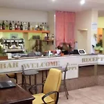 New Happy Hotel