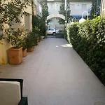New Happy Hotel 3*
